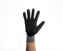 Load image into Gallery viewer, Maxiflex Glove - 12 pack
